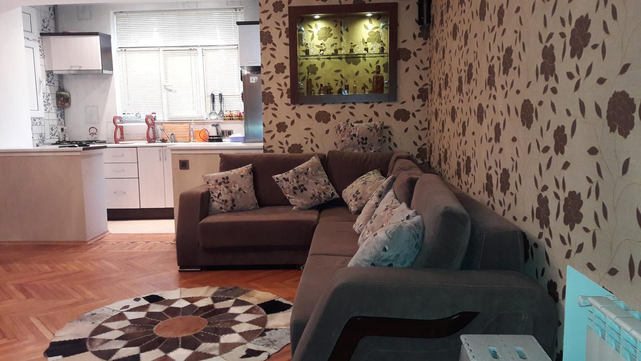 Comfortable, Close Center Баку Экстерьер фото